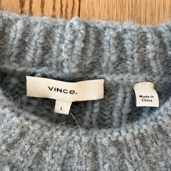 Woman's Vince chunky Alpaca Sweater - NWT - Blue - size Large - Picture 2 of 4